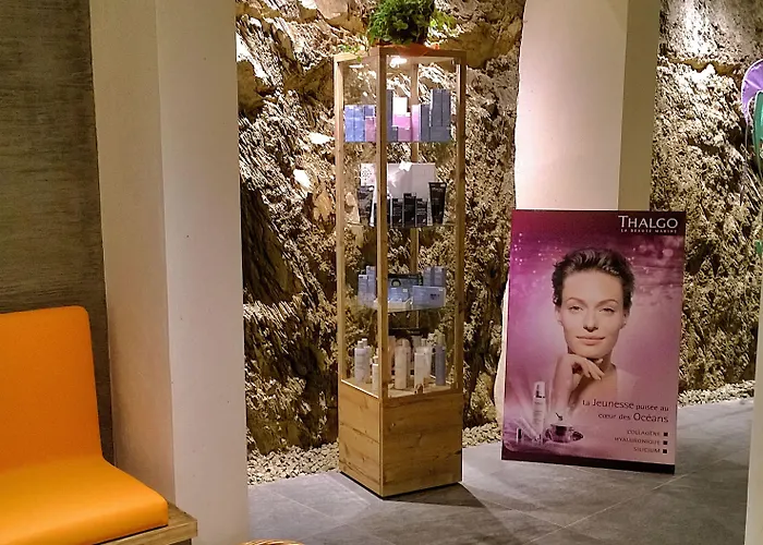 Hotel Logis Gourmet & Relax Wellness De La Sure