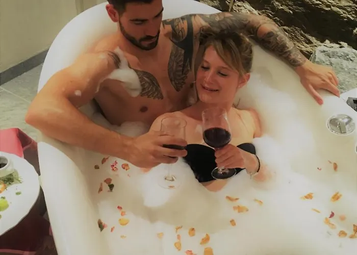 Logis Gourmet & Relax Wellness De La Sure 4*