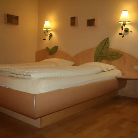 Logis Gourmet & Relax Wellness De La Sure 4*