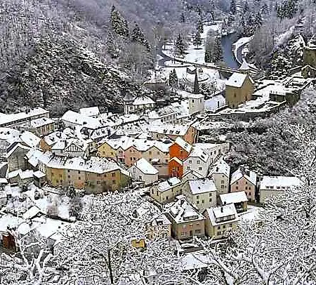 Logis Gourmet&relax Wellness De La Sure Hotel 4*
