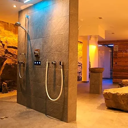 Logis Gourmet & Relax Wellness De La Sure 4* Esch-sur-Sure