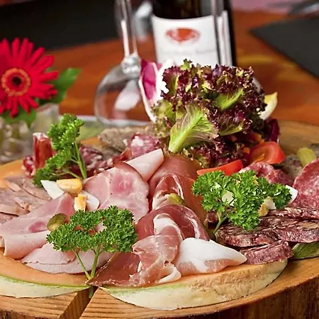 Logis Gourmet & Relax Wellness De La Sure Esch-sur-Sure