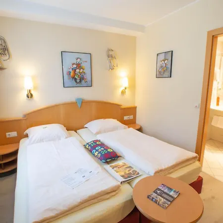 Logis Gourmet & Relax Wellness De La Sure Szálloda 4*
