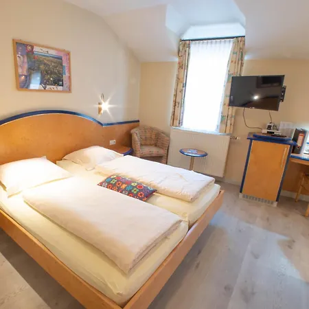 Logis Gourmet & Relax Wellness De La Sure فندق إيش زور شور