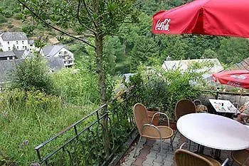Ξενοδοχείο Logis Gourmet & Relax Wellness De La Sure 4*