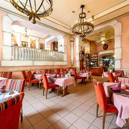 فندق Logis Gourmet & Relax Wellness De La Sure 4*